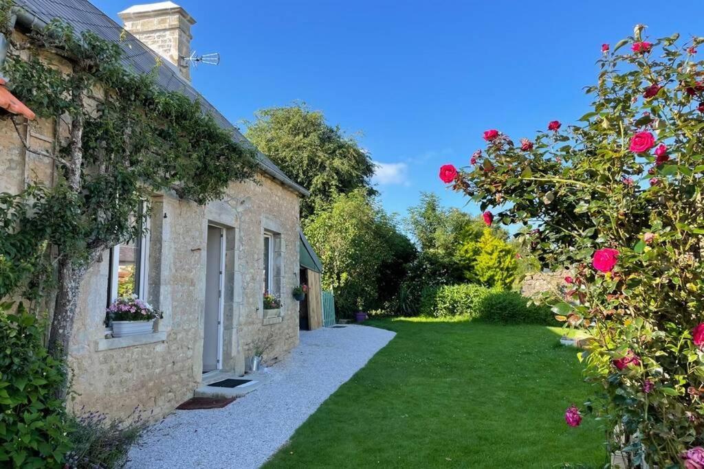 Gite En Cotentin Etienville Exterior foto